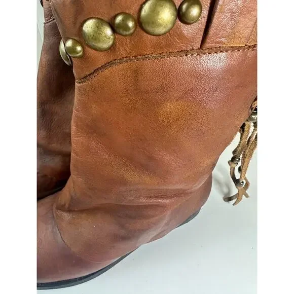 Free People Distressed Wayland Brown Leather Bead Stud Lace-Up Boho Bootie 37 6 - Picture 4 of 16